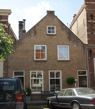 Hoogstraat 18