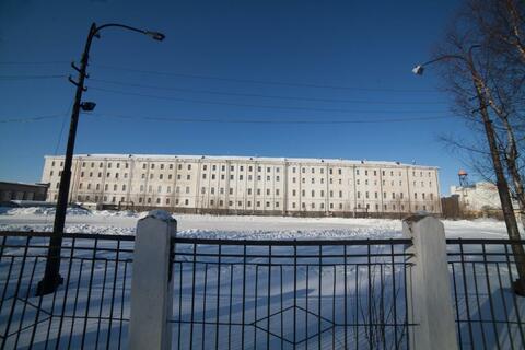 Здание флотского полуэкипажа