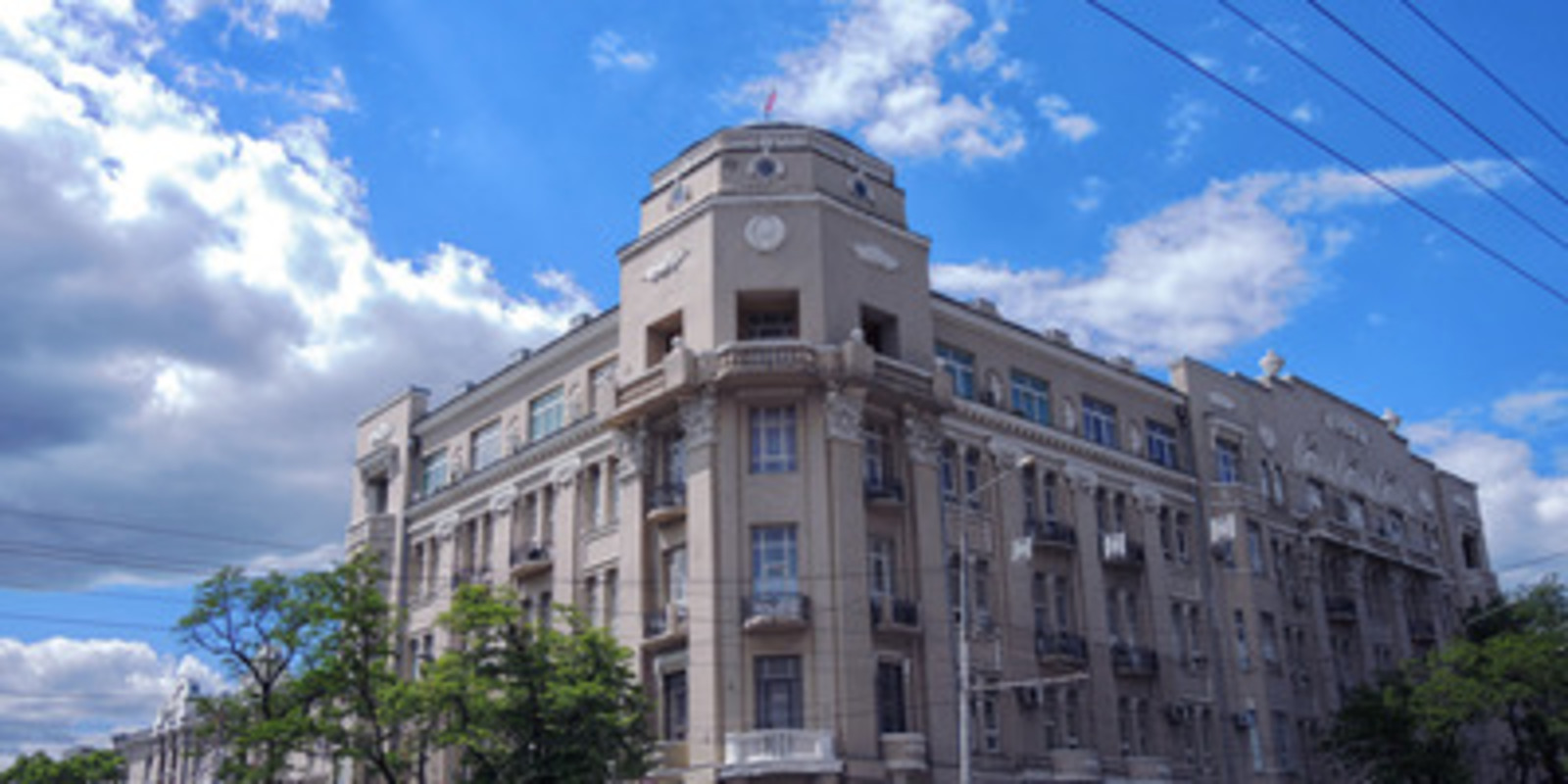Доходный дом В.Я. Кундури (Здание штаба  Южного военного округа), улица Пушкинская, 53 / проспект Буденновский, 43