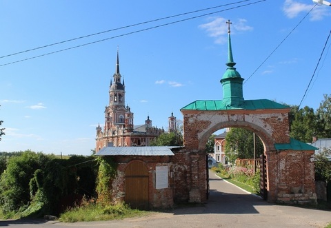 Вход в Можайский кремль