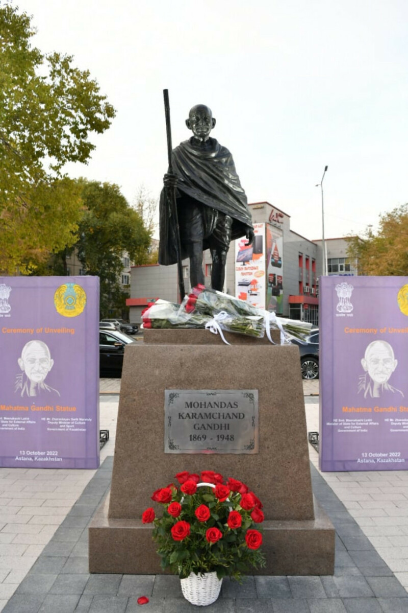 Mahatma Gandi anıtı