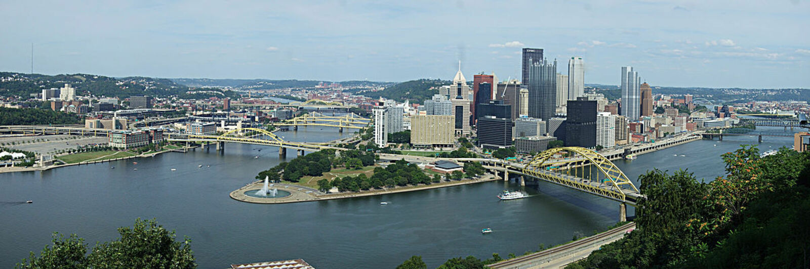 The City of Bridges: A Walk Through Pittsburgh