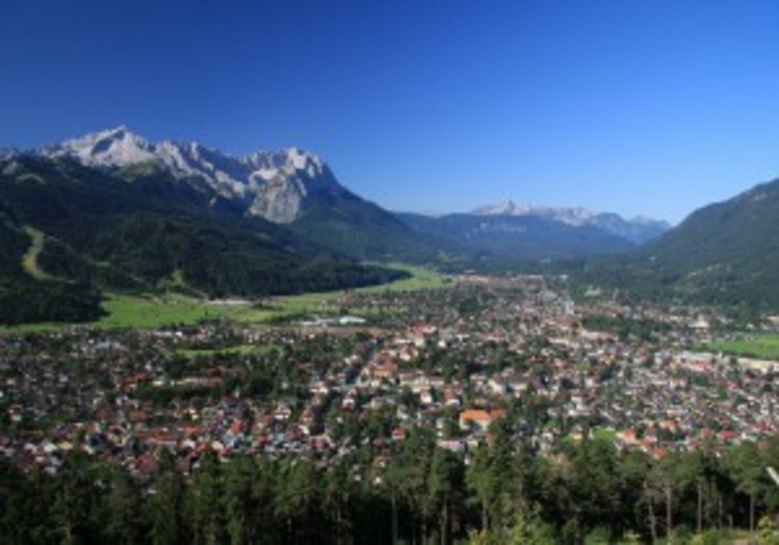 Гармиш-Партенкирхен(Garmisch-Partenkirchen)