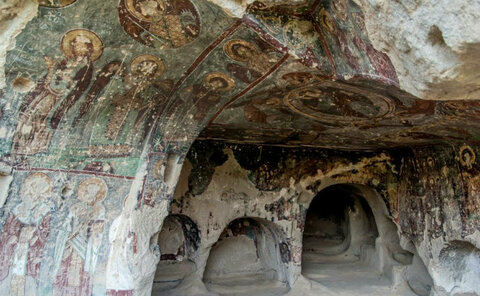 Церковь Св. Георгия (Kırkdamaltı Kilisesi)