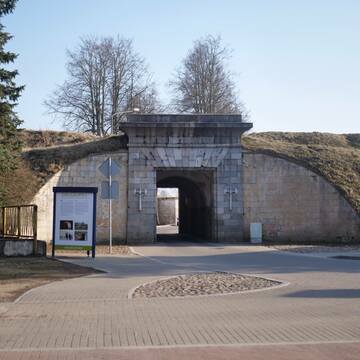 Mikhail Gate
