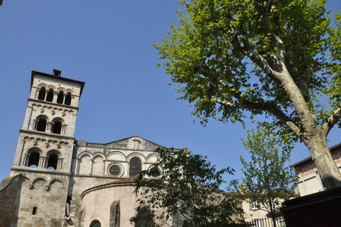 Église et cloître Saint-André-le-Bas