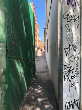 La calle mas Estrecha de Horta