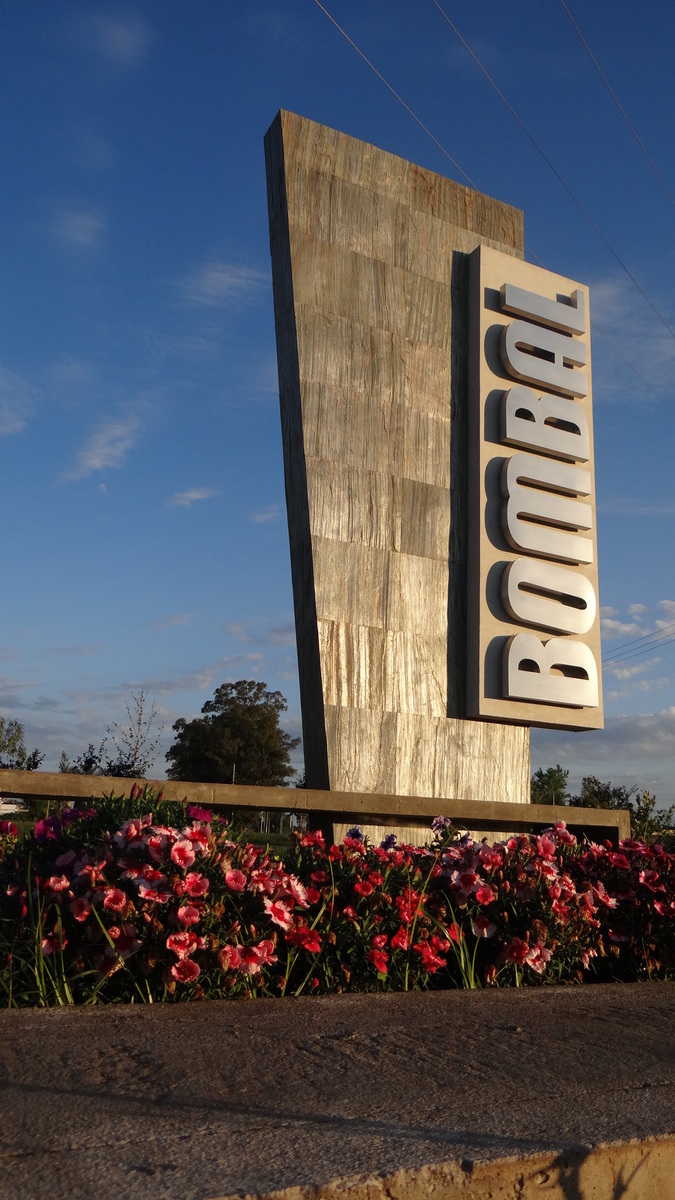 Bombal- Pueblo Centenario
