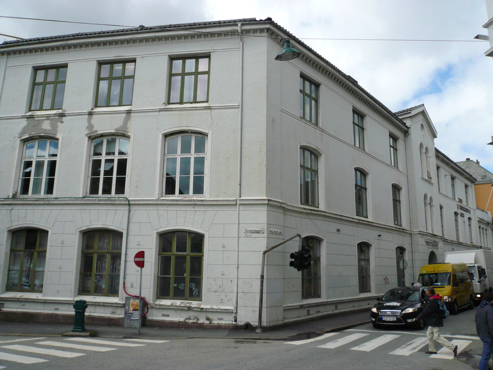 Tanks Skole