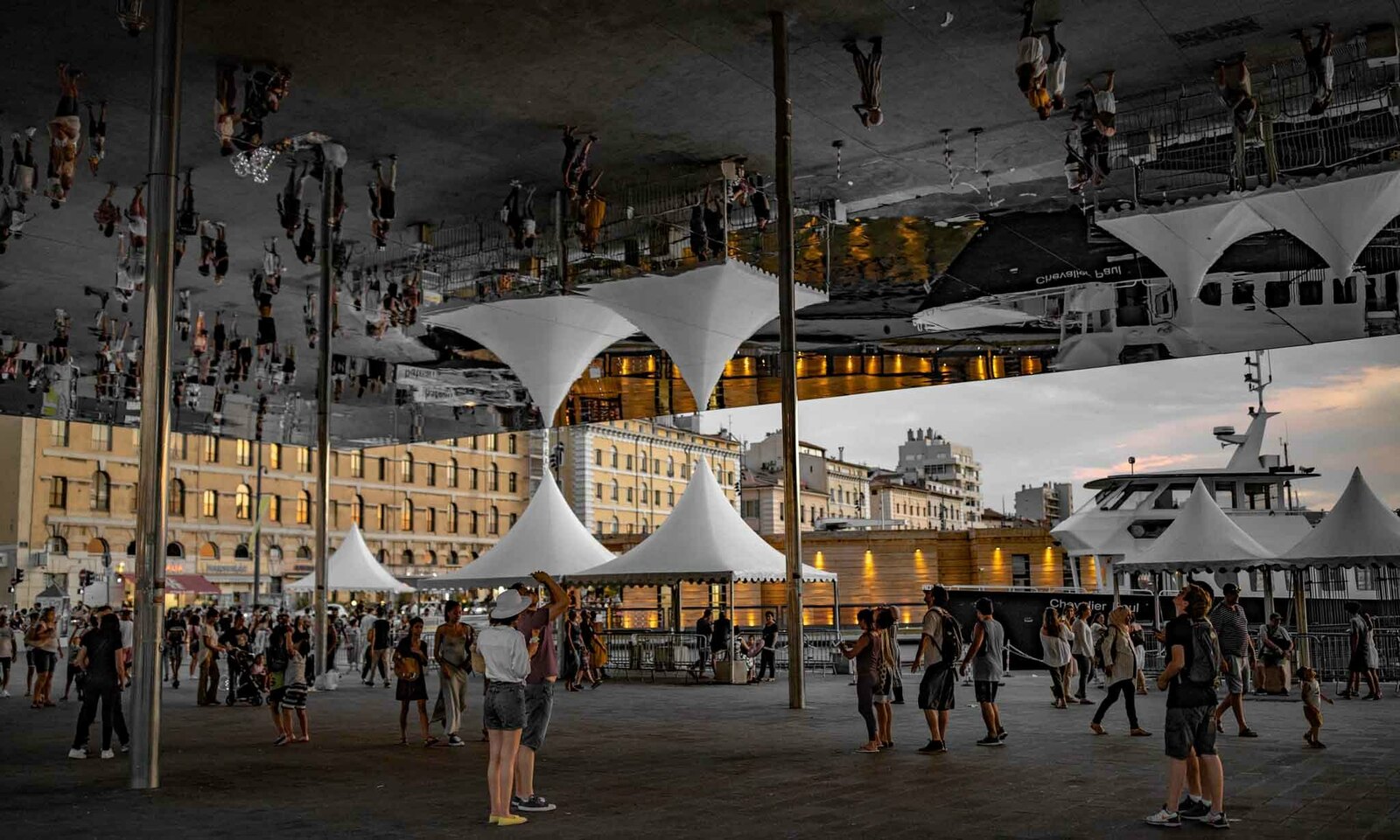 L'Ombrière de Norman Foster