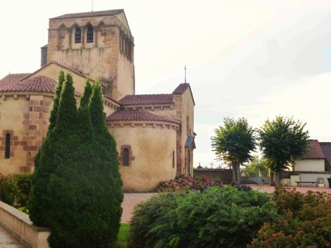 Eglise romane de Neuvy