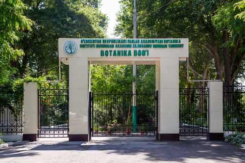 Introductory tour of the Tashkent Botanical Garden named after Academician Rusanov