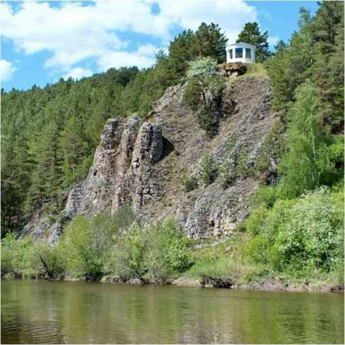 Скала Три сестры, ротонда Храм воздуха