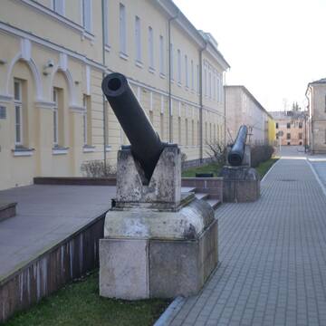 Historical Cannons