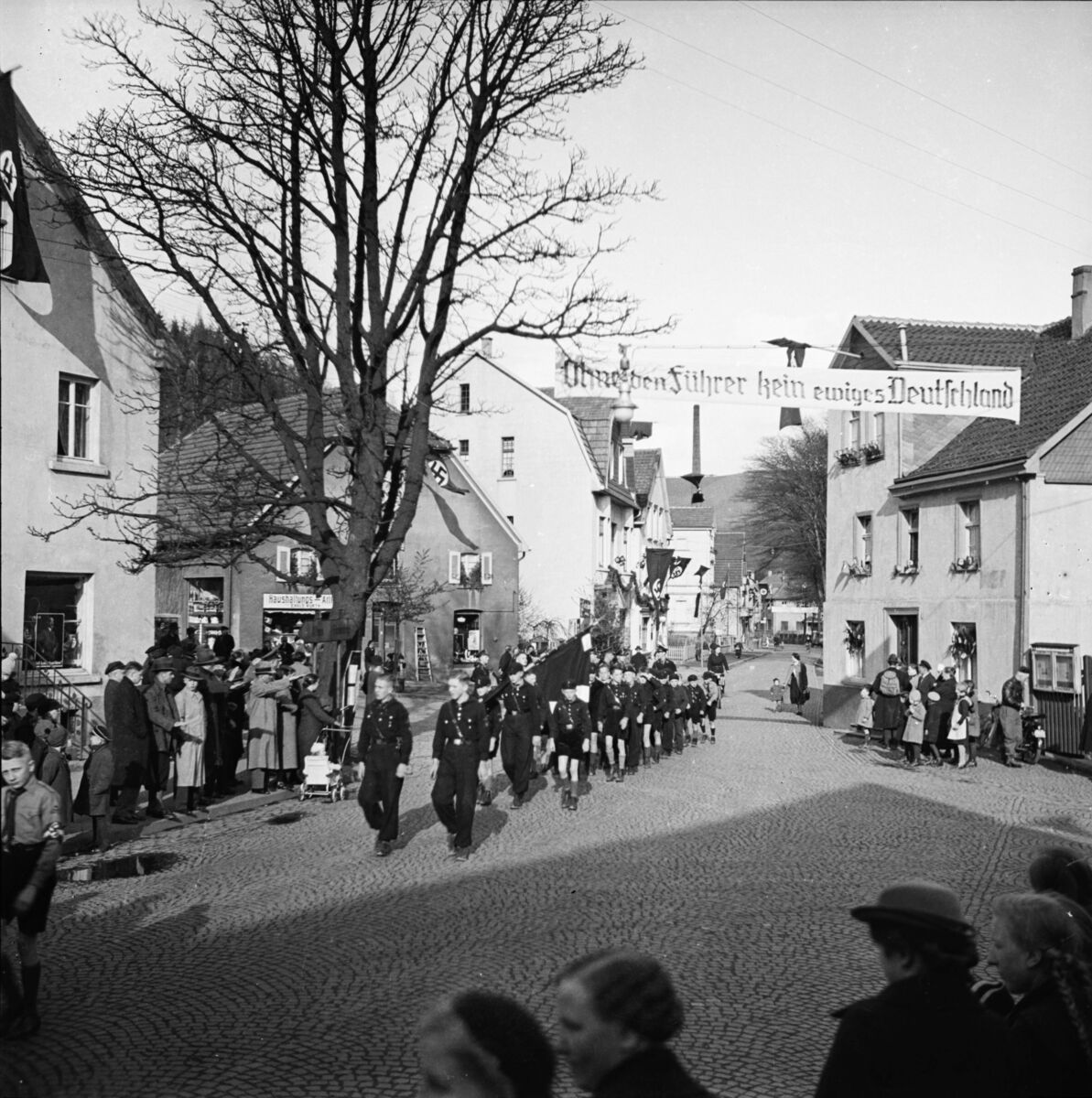 Jugend unter´m Hakenkreuz