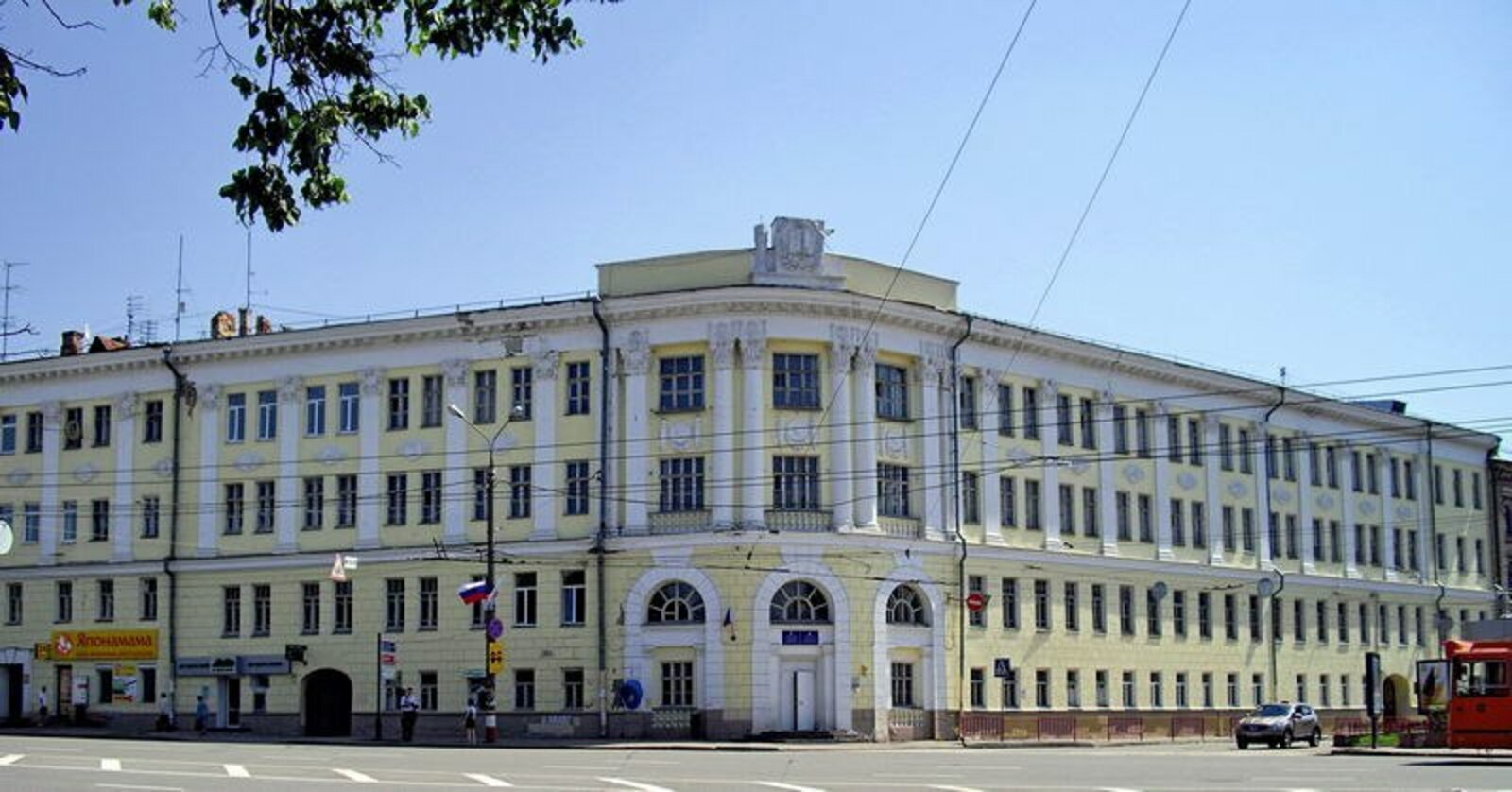 Гимназия 13 нижний новгород. Гимназии нижний новгород. Нижегородская мужская гимназия нижний новгород. Гимназия 1 нижний новгород фото. Гимназия 1 нижний новгород.