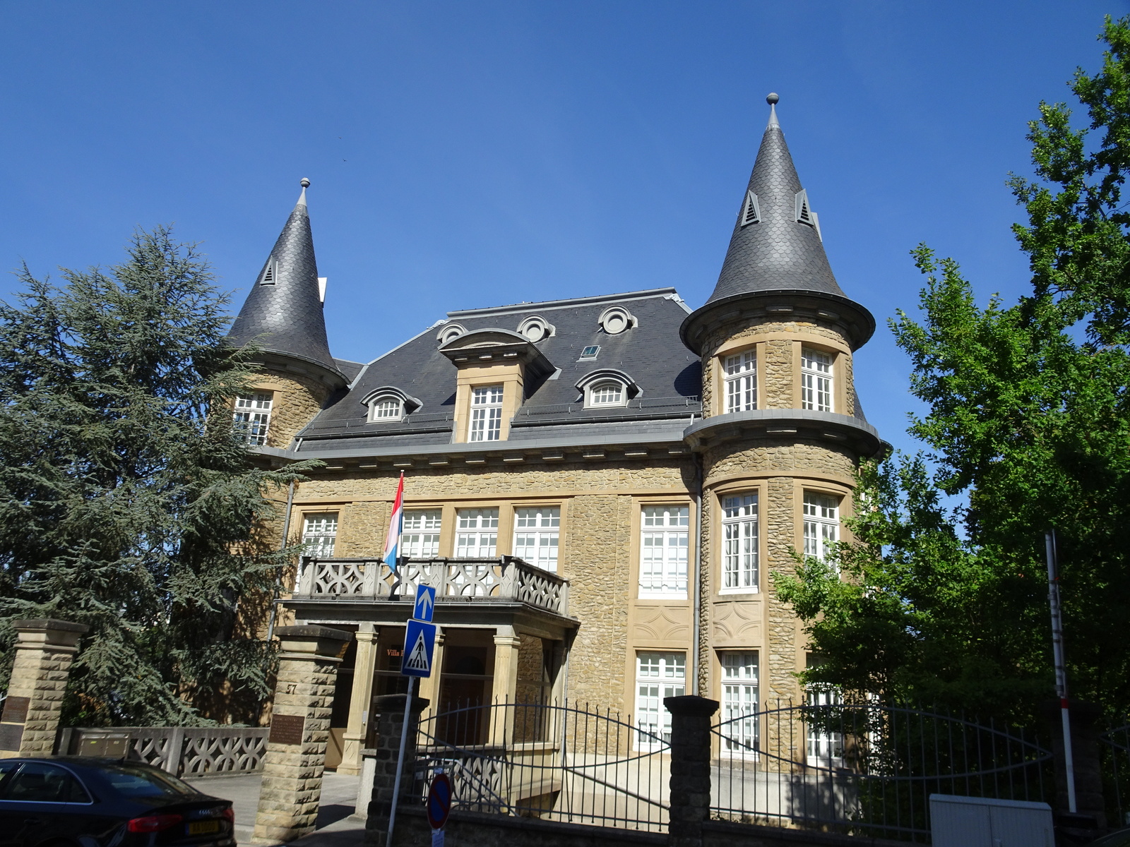 VILLA PAULY