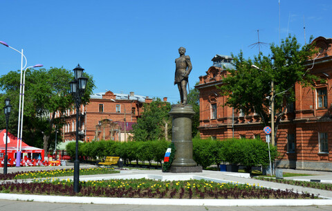 Памятник Муравьеву-Амурскому