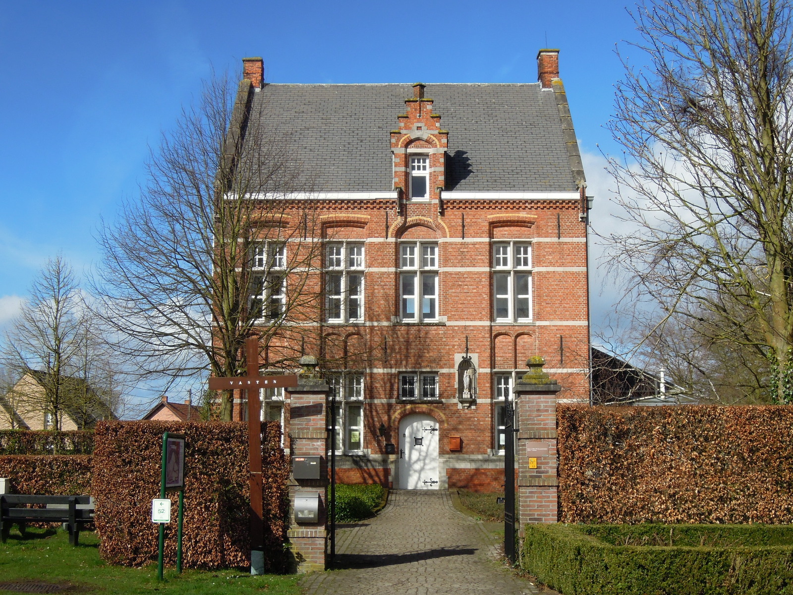 Uitleenpost Vlimmeren (bib) + IBO De Bengeltjes