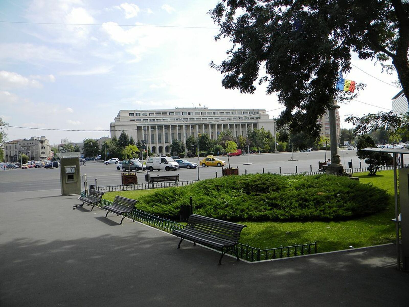 Victory Square