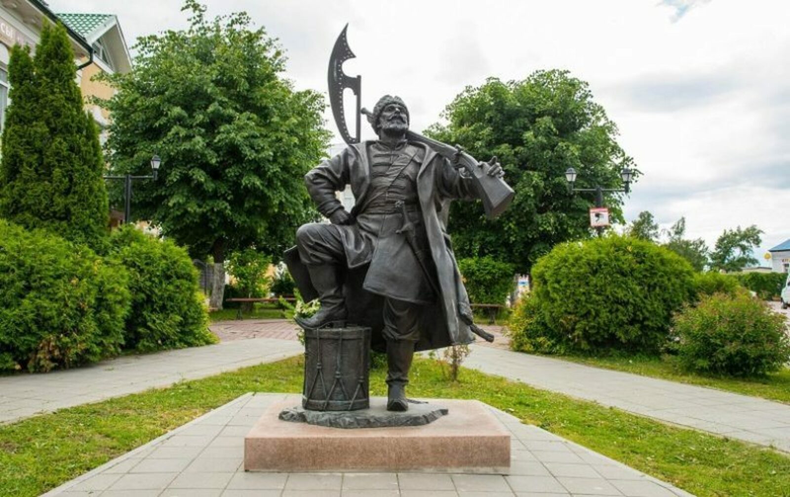 Памятник Стрельцу
