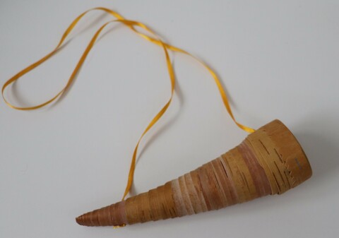 Сюмöд буксан - берестяной рожок