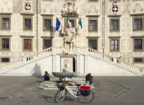 PIAZZA DEI CAVALIERI