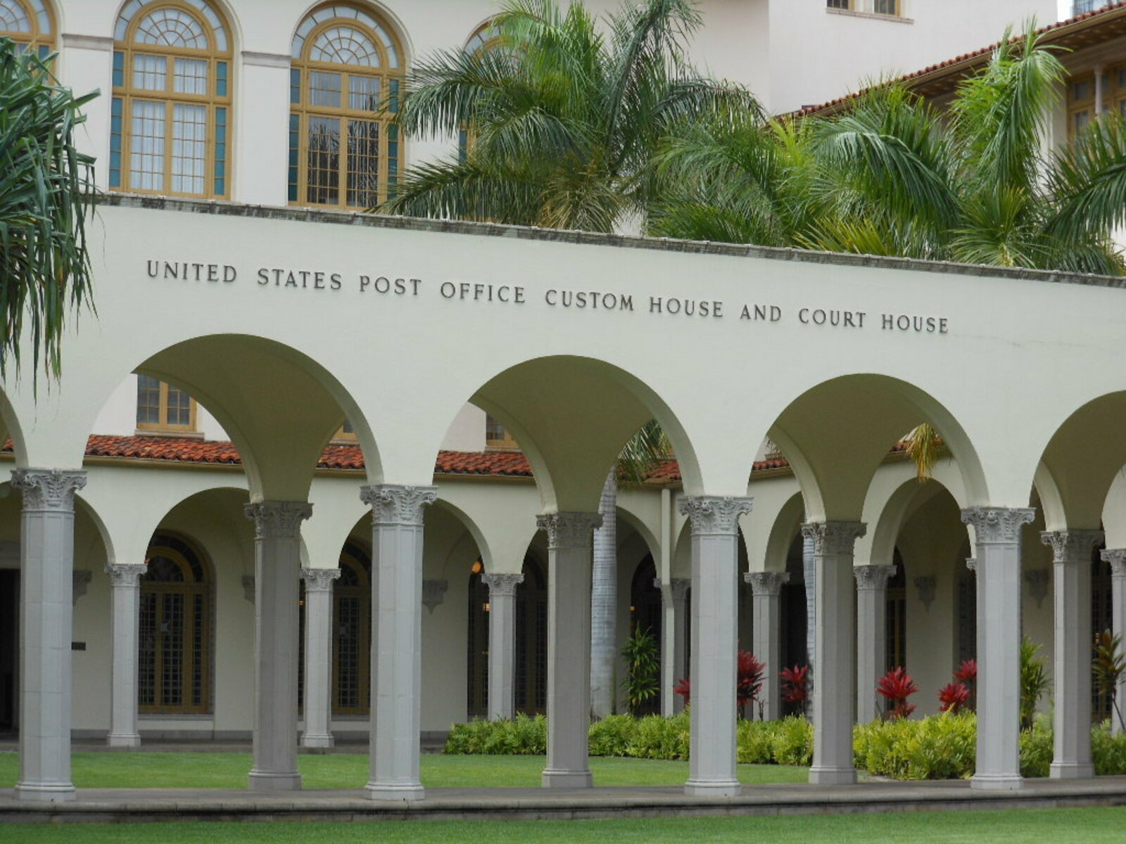 King David Kalakaua Building