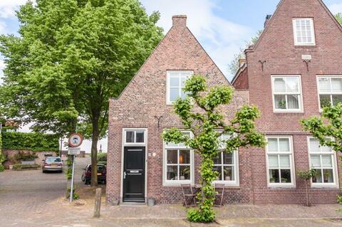 Hoogstraat 49, 50, 51, 53