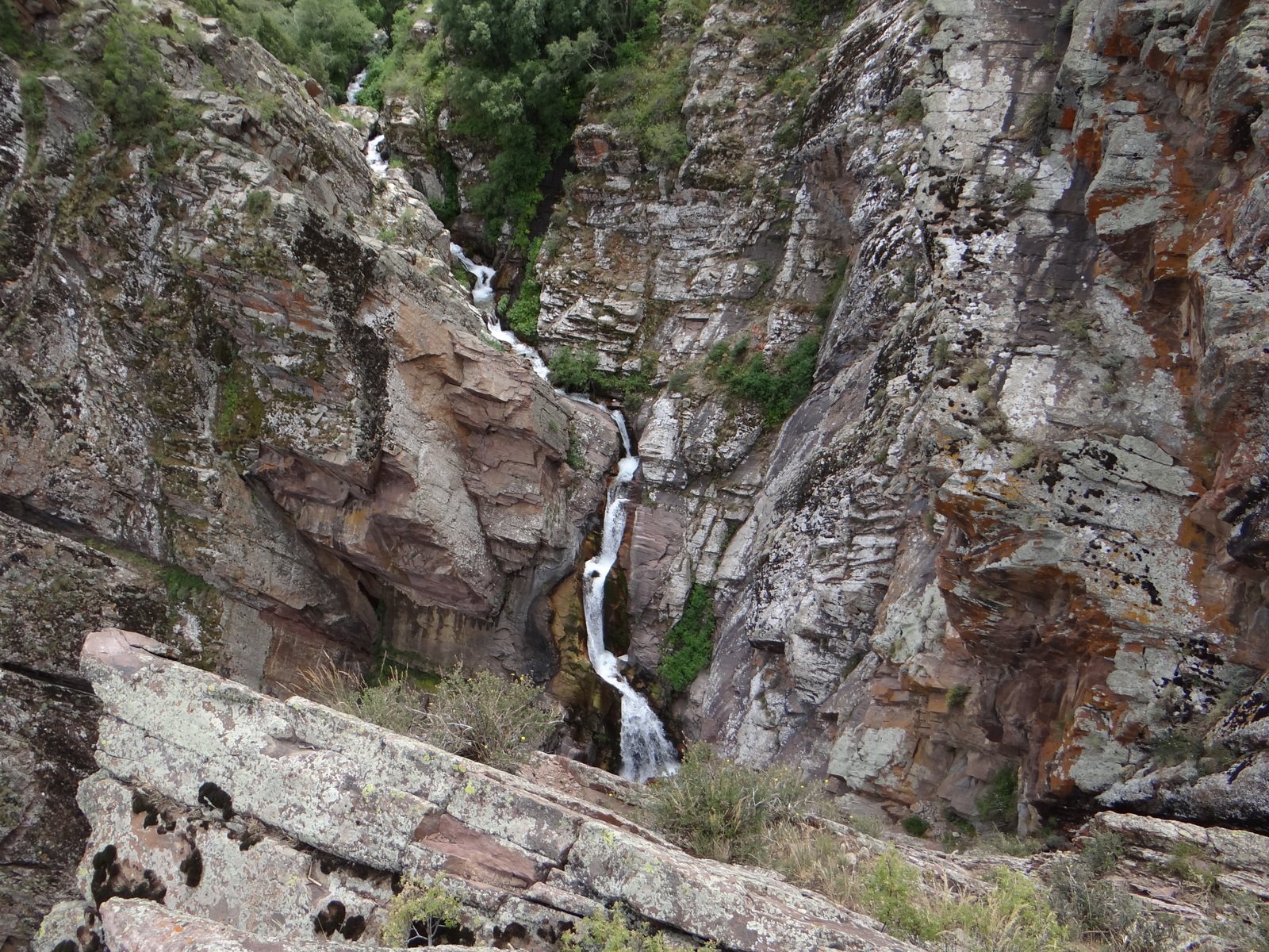 Kishi Kaindy Waterfall