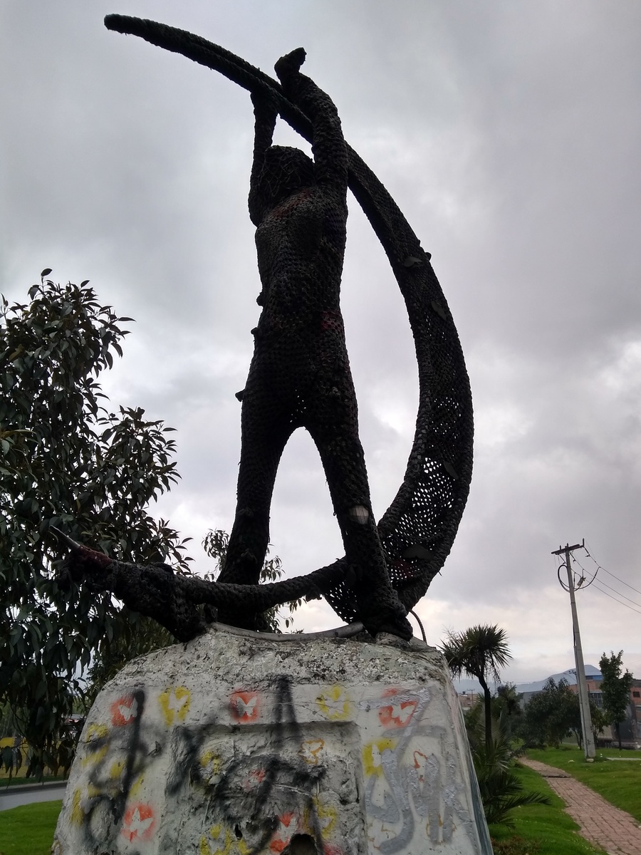 Yomasa, Monumento Usminia