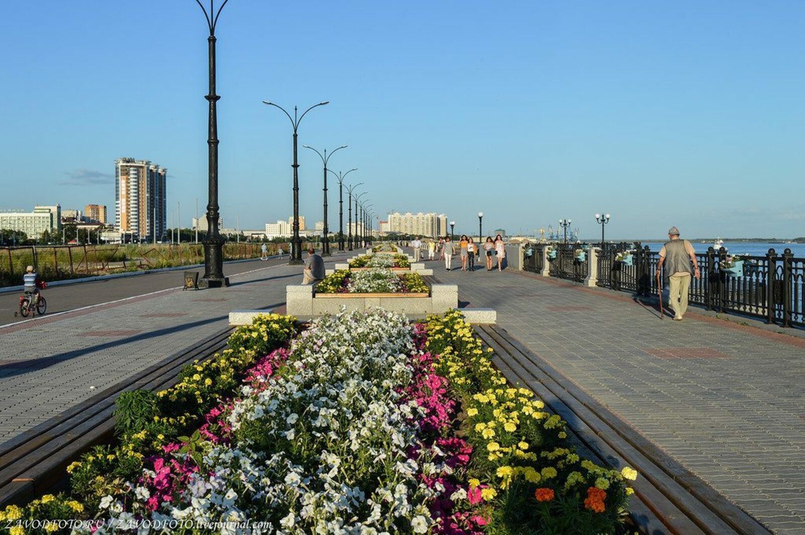 Прогулка по набережной г. Благовещенска