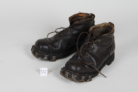 Mountaineering Boots