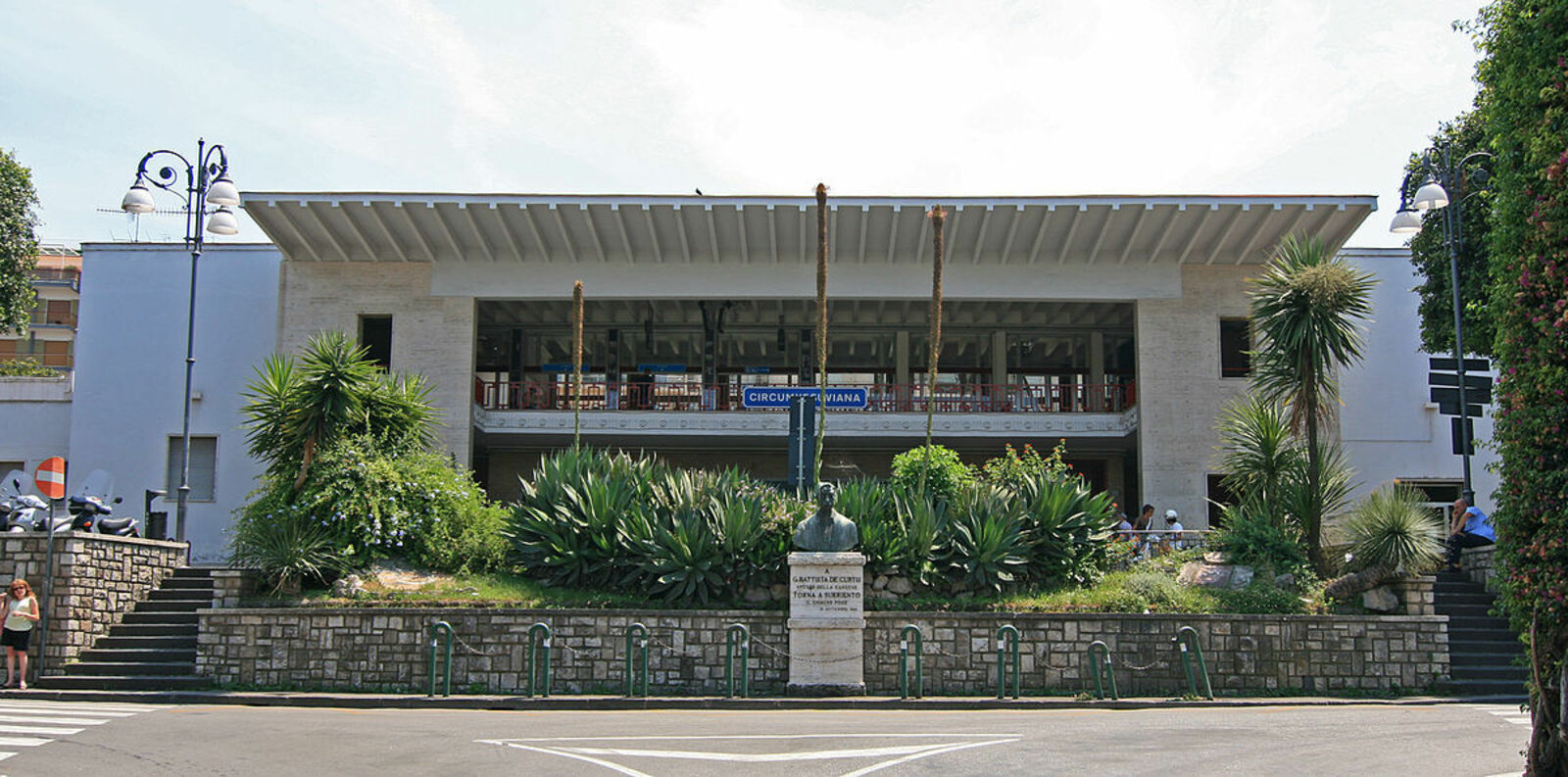 Piazza Giovanni Battista de Curtis