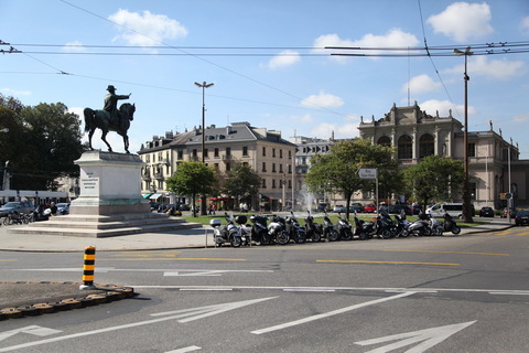 La Place de Neuve 