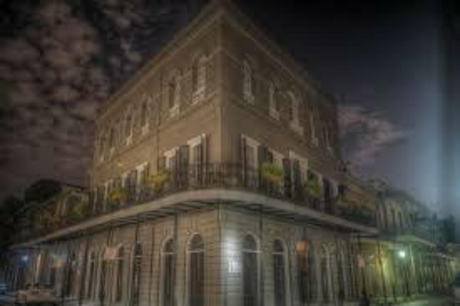 Delphine Lalaurie House Audio guide by Mayu et Hugo tmatic.travel